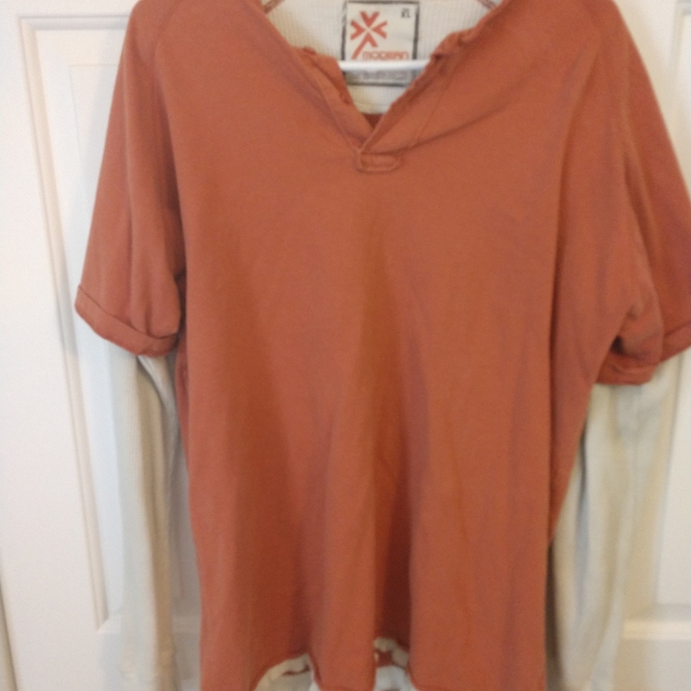 Modern Culture 2 in one thermal sleeve shirt